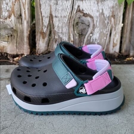 Black Classic hiker clog